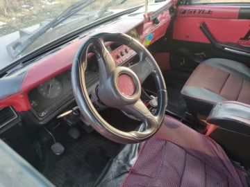 Авто ВАЗ 2107 1985 № 7365691