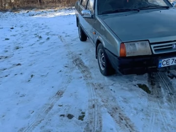 Авто ВАЗ 21099 1992 № 7366036