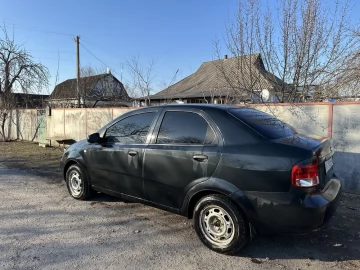 Авто Chevrolet Aveo 2004 № 7366552