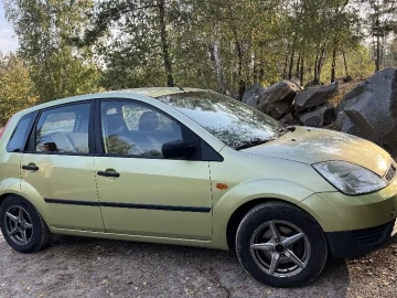 Авто Ford Fiesta 2005 № 7366939