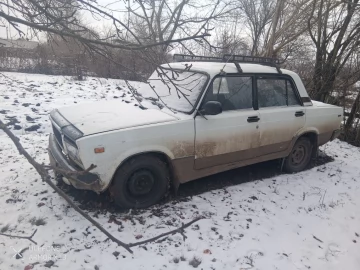 Авто ВАЗ 2107 1990 № 7366952