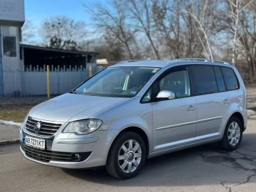 Авто Volkswagen Touran 2008 № 7367083