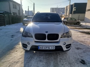 Авто BMW X5 2010 № 7367436