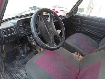 Авто ВАЗ 2105 2000 № 7368137