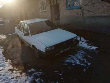 Авто Volkswagen Passat Sedan 1986 № 7371293