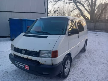 Авто Volkswagen Transporter 2000 № 7371322