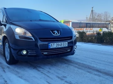 Авто Peugeot 5008 2011 № 7371371