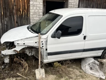 Авто Peugeot Partner 2010 № 7371857