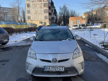 Авто Toyota Prius 2013 № 7371955