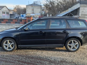 Авто Volvo V50 2005 № 7371972