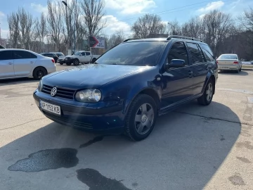 Авто Volkswagen Golf 2000 № 7372321