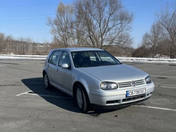 Авто Volkswagen Golf 2000 № 7373083