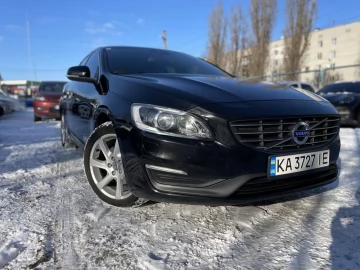 Авто Volvo V60 2014 № 7373176