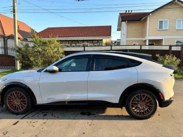 Авто Ford Mustang 2021 № 7373196