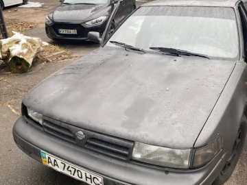 Авто Nissan Maxima 1992 № 7373506