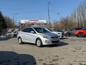 Авто Hyundai Accent 2016 № 7374119