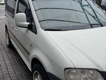 Авто Volkswagen Caddy 2005 № 7374149