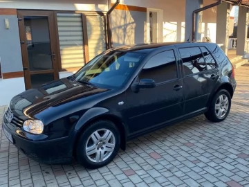 Авто Volkswagen Golf 2001 № 7374829