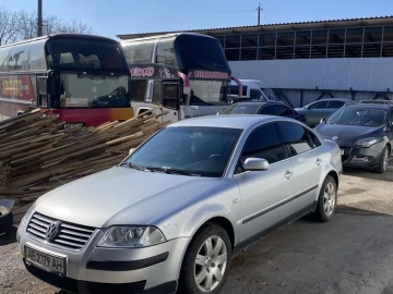 Авто Volkswagen Passat Sedan 2003 № 7376875