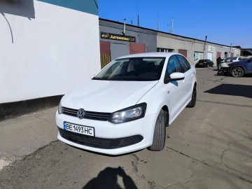 Авто Volkswagen Polo 2014 № 7380802