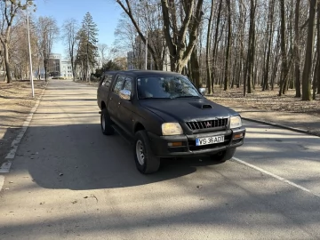 Авто Mitsubishi L 200 2003 № 7380961