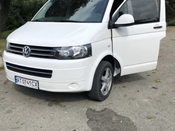 Авто Volkswagen Transporter 2015 № 7381803
