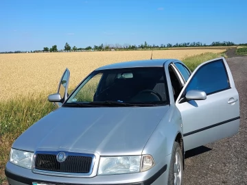 Авто Skoda Octavia 2002 № 7382363