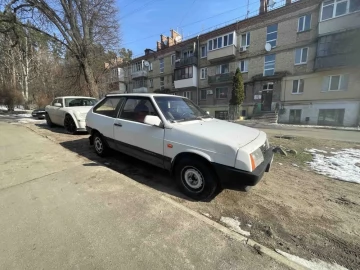 Авто ВАЗ 2108 1992 № 7382409