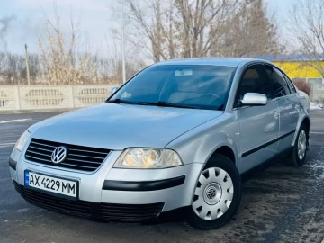 Авто Volkswagen Passat Sedan 2003 № 7382410
