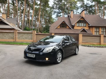 Авто Toyota Avensis 2011 № 7382868