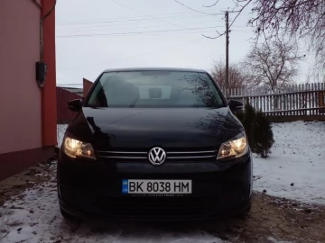 Авто Volkswagen Touran 2013 № 7384069