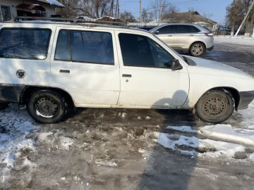 Авто Opel Kadett 1980 № 7384434