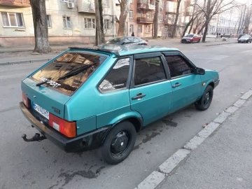 Авто ВАЗ 2109 1999 № 7385153