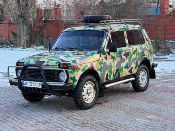 Авто ВАЗ 2121 1990 № 7385214