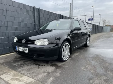 Авто Volkswagen Golf 2000 № 7385829