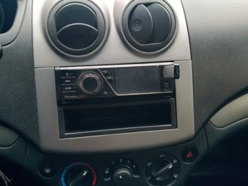Авто Chevrolet Aveo 2011 № 7387988
