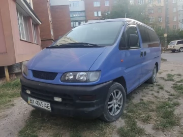 Авто Mitsubishi Delica 2000 № 7388259