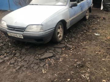 Авто Opel Omega 1986 № 7388649
