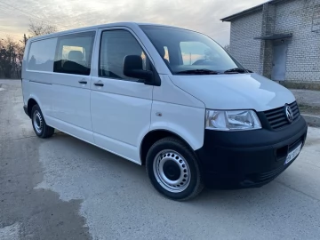 Авто Volkswagen Transporter 2006 № 7389519