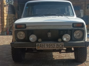 Авто ВАЗ 2121 1992 № 7392873