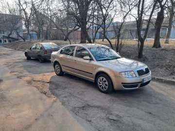 Авто Skoda Superb 2004 № 7393258