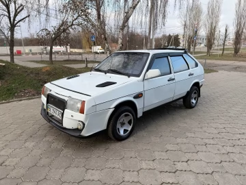 Авто ВАЗ 2109 1987 № 7394262