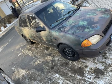 Авто Suzuki Swift 2002 № 7397880