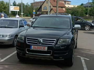 Авто Volkswagen Touareg 2006 № 7398015