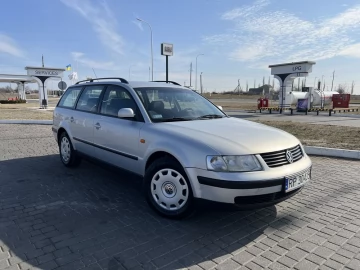 Авто Volkswagen Passat Variant 1998 № 7398114