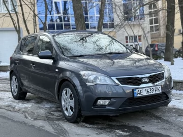 Авто KIA Cee X27 D 2009 № 7398133