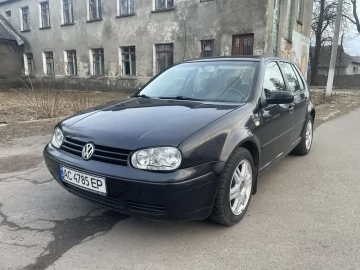 Авто Volkswagen Golf 2000 № 7398459