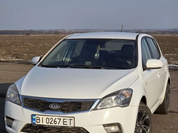 Авто KIA Cee X27 D 2010 № 7399434