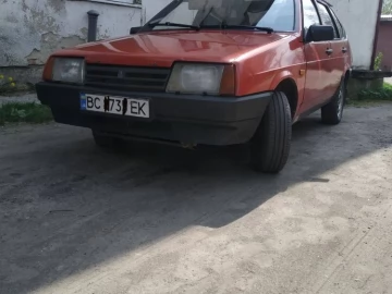 Авто ВАЗ 2109 1993 № 7399449