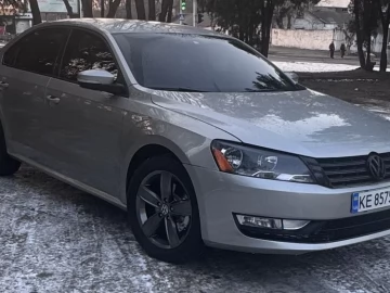 Авто Volkswagen Passat Sedan 2013 № 7400087